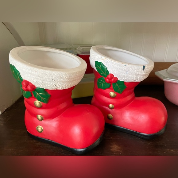 Vintage Kitschy Christmas Santa Boot Planter Set❤️🎄🌿 - Picture 2 of 15